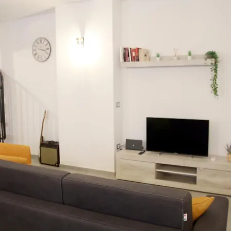 Apartment Giolo House Loreto