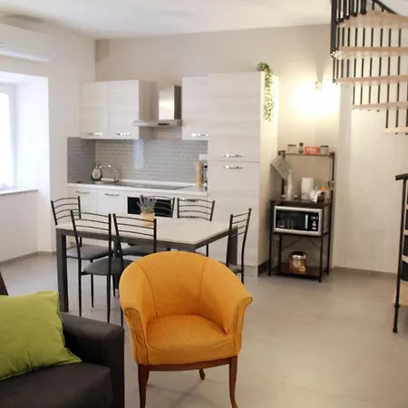 Giolo House Apartment