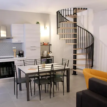 Giolo House *