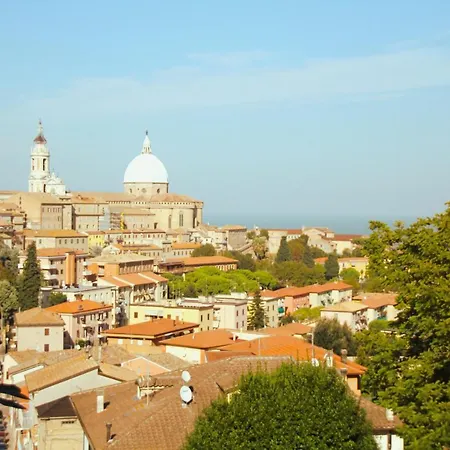 דירה Giolo House לורטו